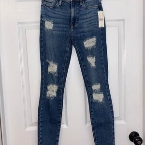 PacSun Distressed Skinny Jeans in Blue